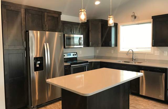 Eaglewood 3 bed/ 2 bath Twin Home photos photos