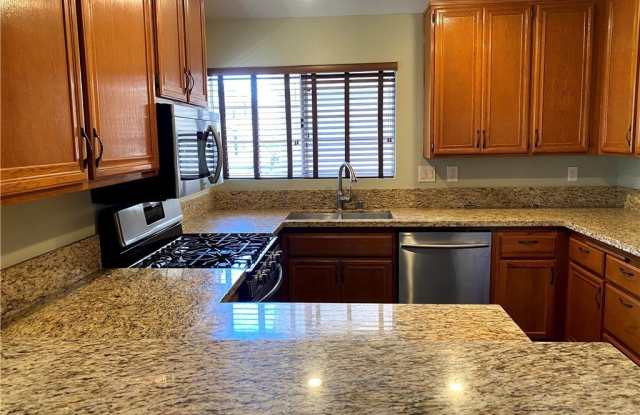 2800 Plaza Del Amo photos photos