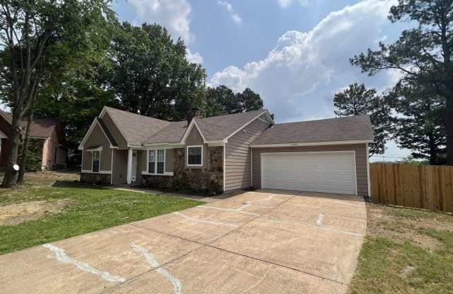 6461 Briarway Cv Gallery 2