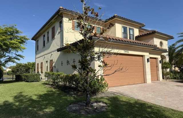 7952 NW 115th Way photos photos