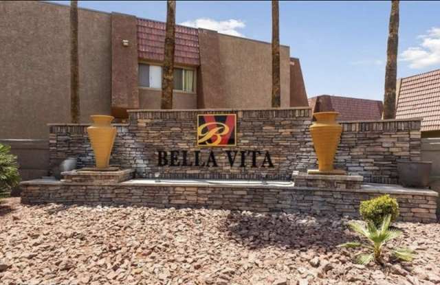4941 River Glen Dr Gallery 2