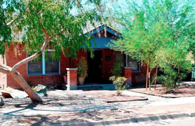 1818 N 12th St - 1818 North 12th Street, Phoenix, AZ 85006