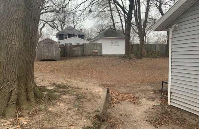 1114 Dunham SE Gallery 4