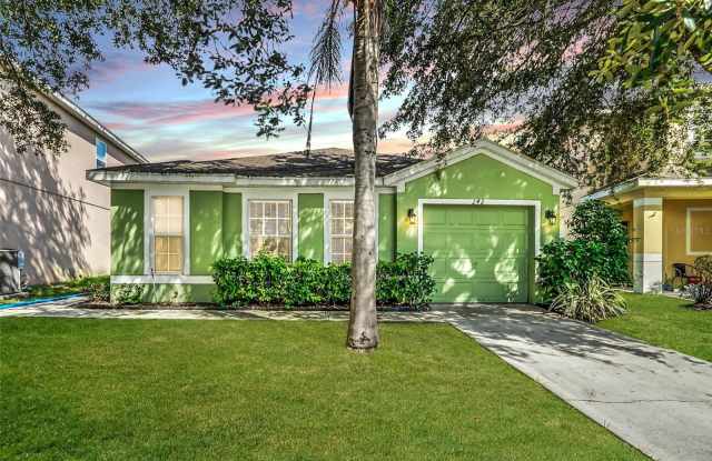 242 BLUE JAY WAY photos photos