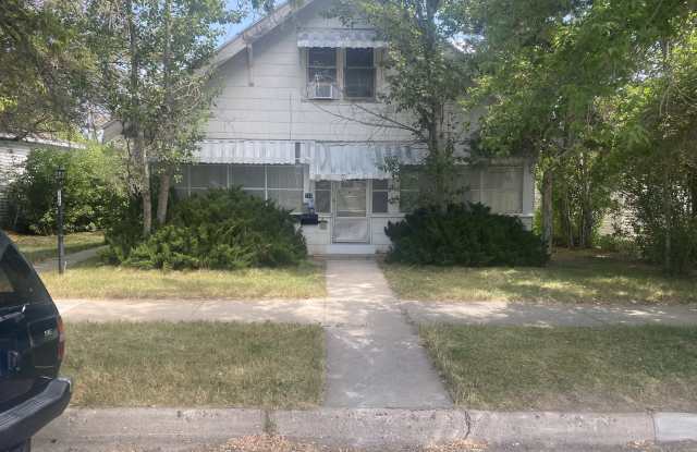 726 Summit Street - B (Bsmt) photos photos