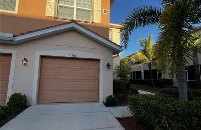 10201 Via Colomba Circle photos photos