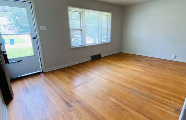 Berkeley 4br/1ba Gallery 2