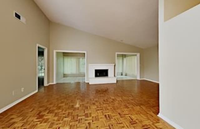 1037 West Pebble Beach Circle - 1037 West Pebble Beach Circle, Winter Springs, FL 32708