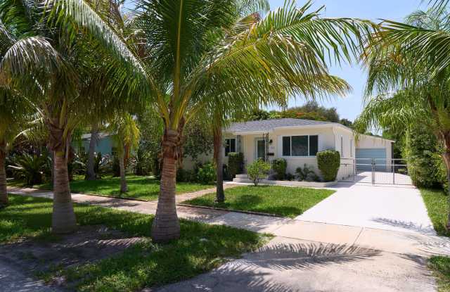222 Bayberry Drive Gallery 2