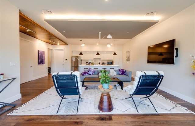 1455 W Magnolia Avenue Gallery 3