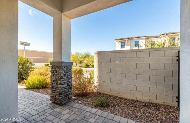 4810 East Helena Drive Gallery 4