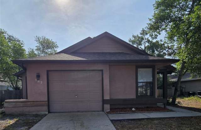 787 ARTHURS COURT Gallery 1