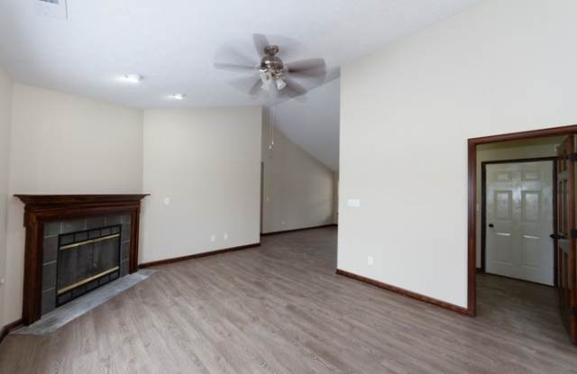 2310 Valley Creek East Lane Gallery 2