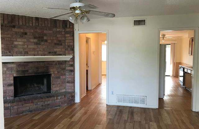 1027 Vera Court Gallery 3