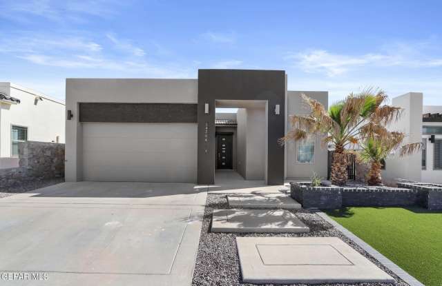 14264 JOHN SCAGNO Gallery 1