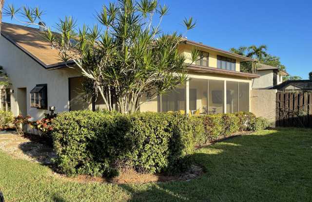 354 SW 28th Avenue photos photos