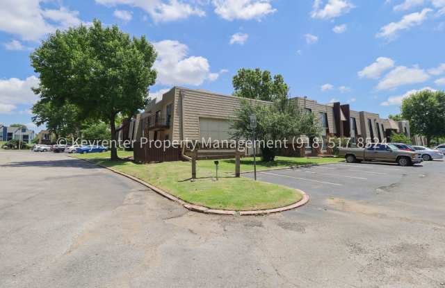 2 Bed | 1 Bath Condo in Central Tulsa! Gallery 3