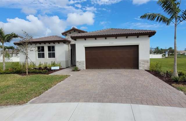 2355 SE 24th Ct photos photos