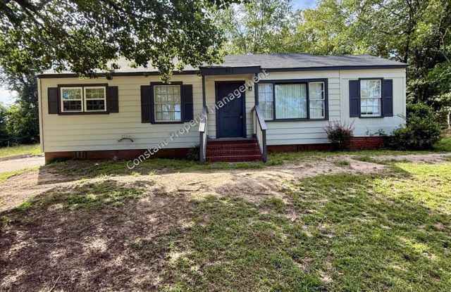 Elegant Engle - 1533 Engle Drive, Macon-Bibb, GA 31211