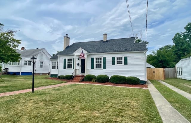 718 Floral Avenue - 718 Floral Avenue, Colonial Heights, VA 23834