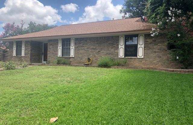 504 Edmonds Way - 504 Edmonds Way, DeSoto, TX 75115