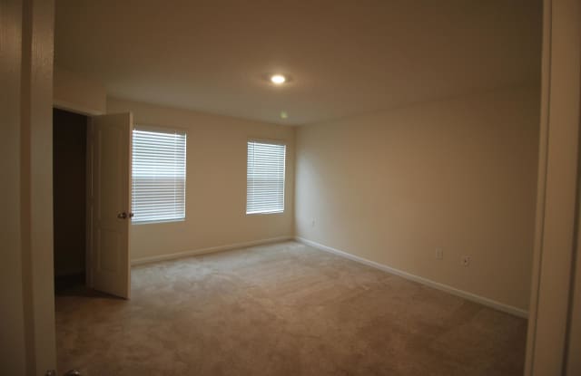 9479 Star Drive - 1 Gallery 4