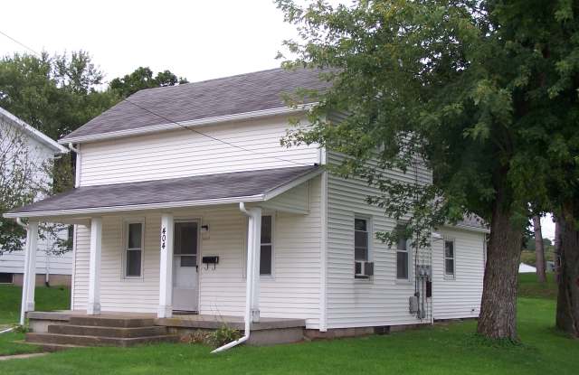 404 Courtney Gallery 2