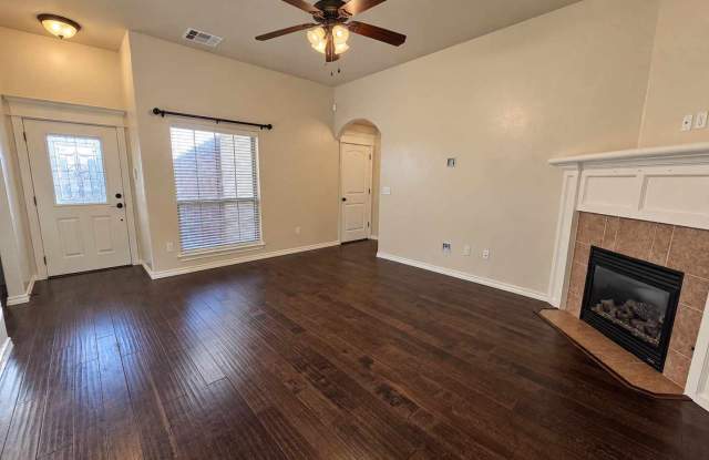 Welcoming Moore Home Near Walking Trails & Park Gallery 4