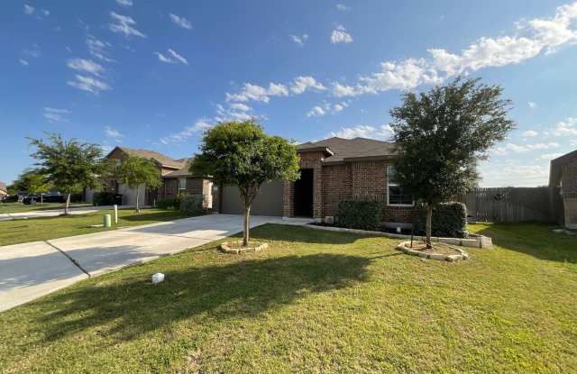 2118 SILVER MAPLE photos photos