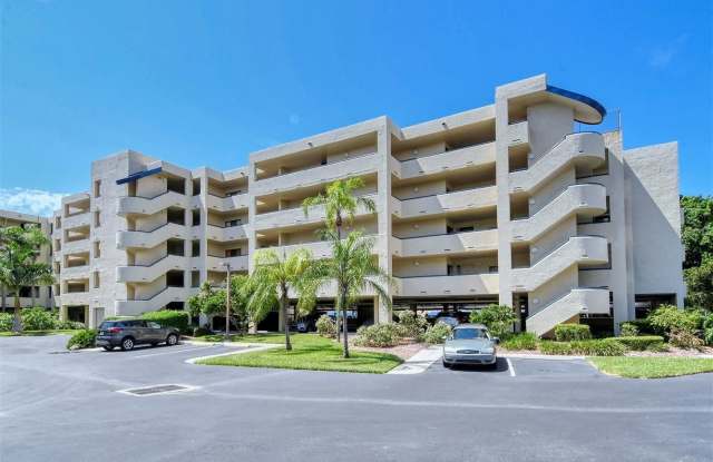 835 S OSPREY AVENUE photos photos