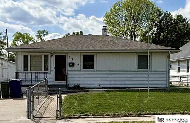 2304 Jackson Street photos photos