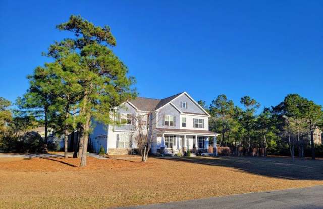 5 Bedroom 3 Bath home in Mimosa Bay - 304 East Dolphin View, Onslow County, NC 28460