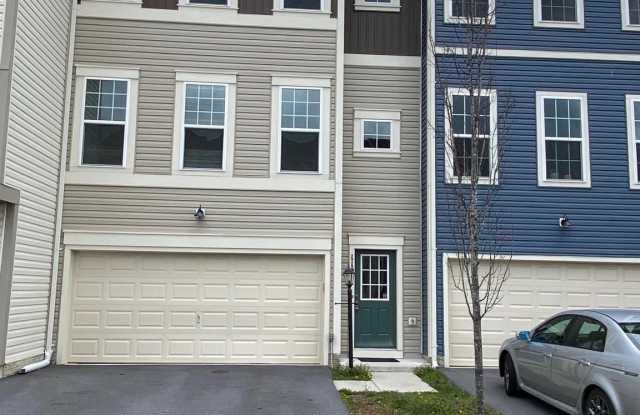 112 SPLENDOR GARDEN WAY photos photos