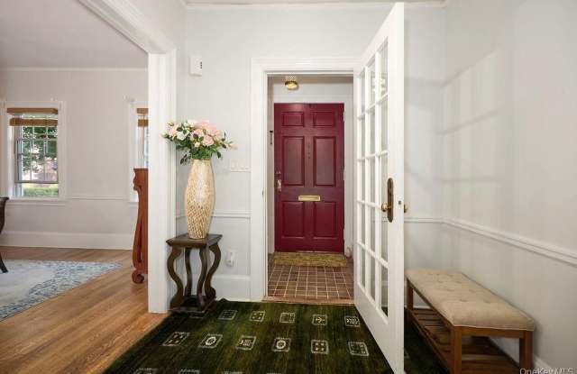 70 Frederick Place Gallery 3
