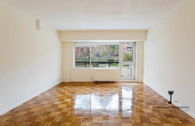 103 Monmouth St. photos photos