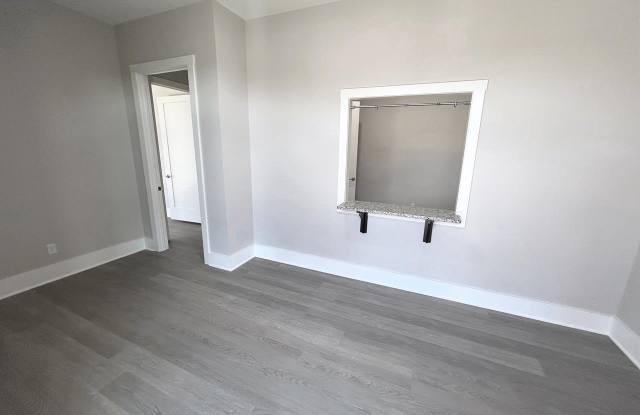 140 E Professional Park Court Gallery 3
