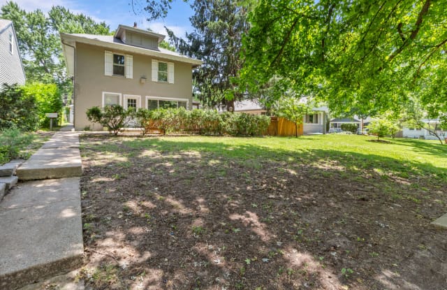 5937 Holmes St - 4 - 5937 Holmes Street, Kansas City, MO 64110