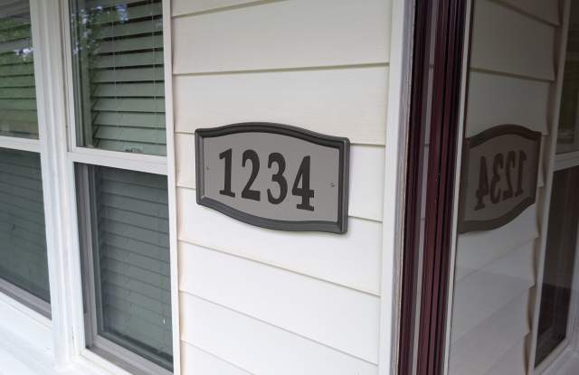 1234 S Ellis Ave photos photos