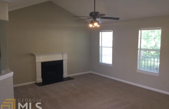 2198 Sandell Gallery 2