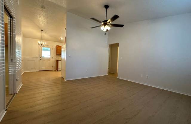 3bed, 2bath, 942sq.ft. home in Nampa - Nice culdesac location Gallery 4