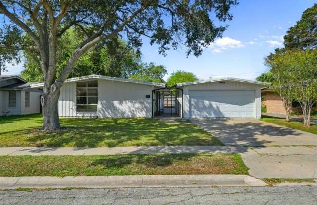 918 Dolphin Place Gallery 1