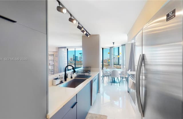 1000 Island Boulevard 2903, Aventura, FL 33160 photos photos