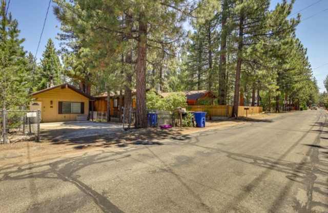 Welcome Home - 1007 Sugarloaf Boulevard, Big Bear City, CA 92314