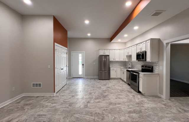 Newly remodeled 1 bed apt photos photos