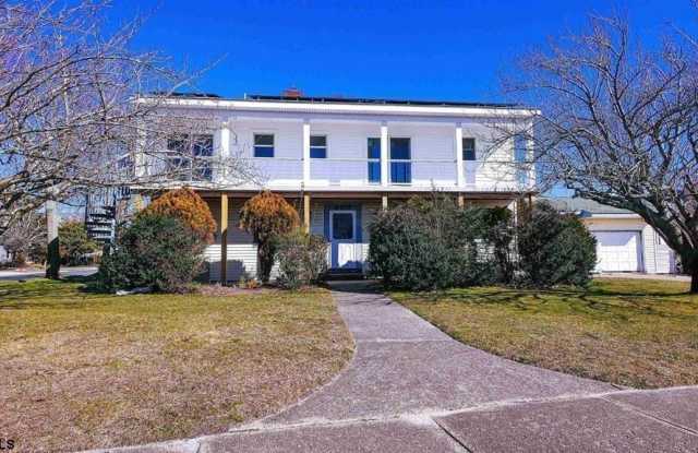 809 N Jerome Ave photos photos