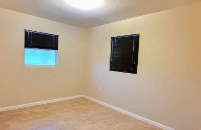 2038 Robinhood Drive Gallery 4