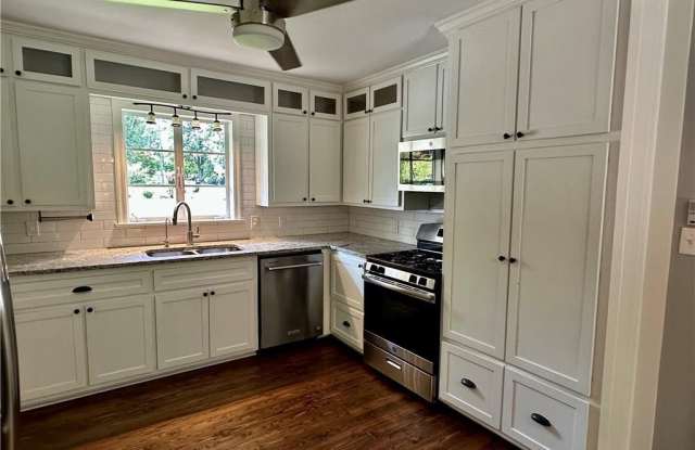 287 Brookwood Drive SW Gallery 4
