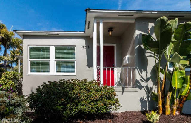 7315 La Jolla Blvd - 7315 La Jolla Boulevard, San Diego, CA 92037
