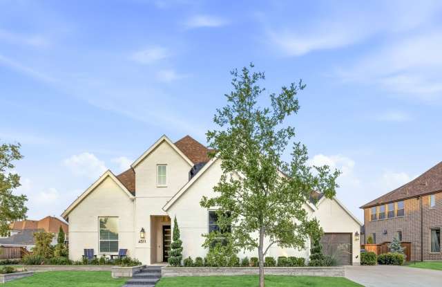 4511 Walnut Grove Lane Gallery 1