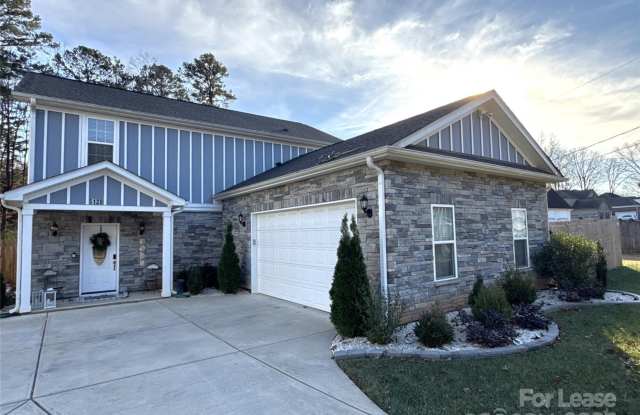 5120 Lakeview Road photos photos